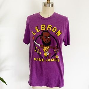 Lebron James King James Lakers purple short sleeve soft tee Size Medium